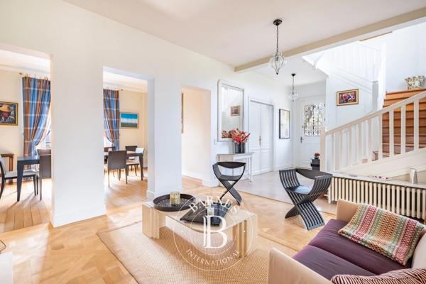 Saint-Germain-en-Laye, Maison  226 m² à vendre