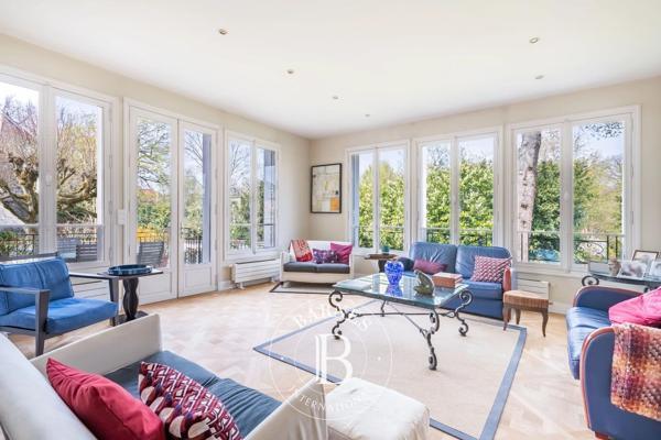 Saint-Germain-en-Laye, Maison  226 m² à vendre
