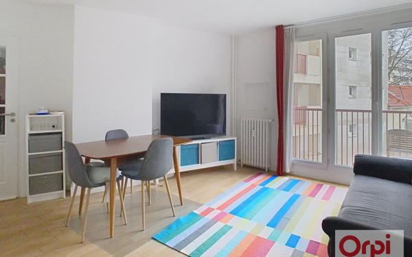 Appartement à vendre    3 pièces • 60,67 m2 Issy-les-Moulineaux