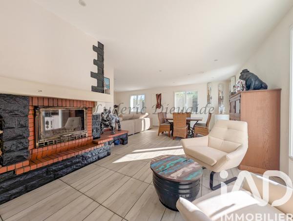 Maison à vendre 5 pièces 177 m² Lavaur