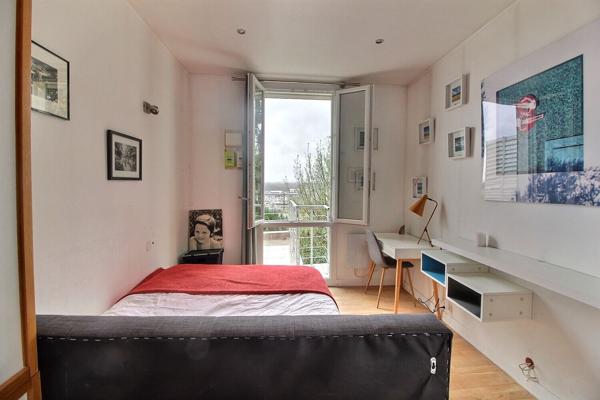 Suresnes rue Paul-Bert - Maison de ville avec terrasse et vue Tour Eiffel