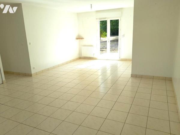 LA-CHAPELLE-ST-MESMIN - PAVILLON T4 DE PLAIN-PIED - GARAGE- AGREABLE JARDIN SANS VIS-A-VIS