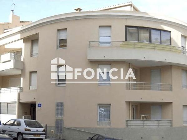 Location Appartement 4 pièces 84.3 m² - 19 RUE MICHEL MERINO Marseille 13005