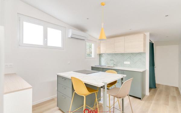 Appartement à louer    2 pièces • 38 m2 Marseille 7