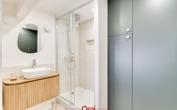 Appartement à louer    2 pièces • 38 m2 Marseille 7