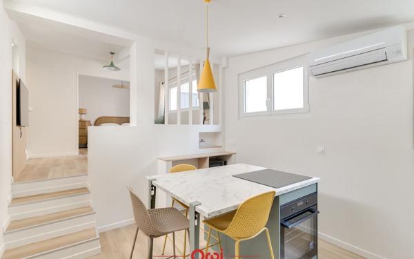 Appartement à louer    2 pièces • 38 m2 Marseille 7