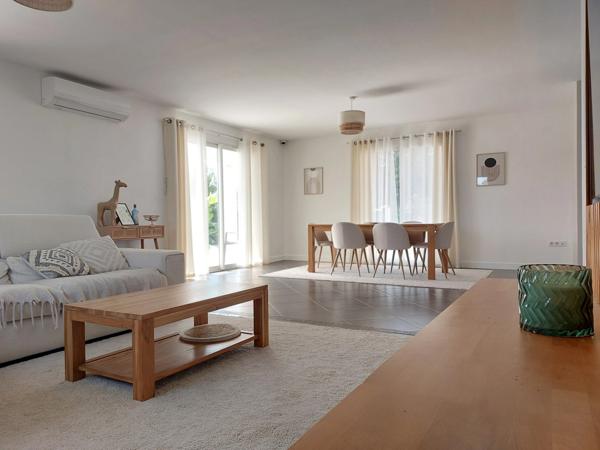 Maison à vendre 4 pièces MONTAUBAN (82), garage, piscine terrain cloturé, belles prestations