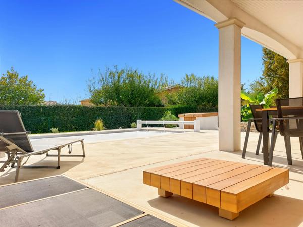 Maison à vendre 4 pièces MONTAUBAN (82), garage, piscine terrain cloturé, belles prestations