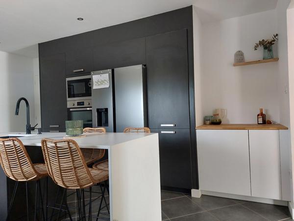 Maison à vendre 4 pièces MONTAUBAN (82), garage, piscine terrain cloturé, belles prestations