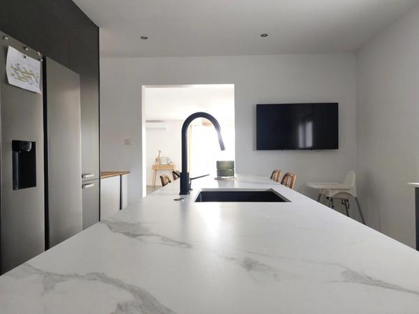 Maison à vendre 4 pièces MONTAUBAN (82), garage, piscine terrain cloturé, belles prestations