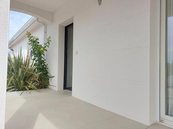 Maison à vendre 4 pièces MONTAUBAN (82), garage, piscine terrain cloturé, belles prestations