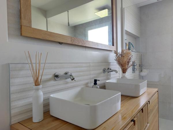 Maison à vendre 4 pièces MONTAUBAN (82), garage, piscine terrain cloturé, belles prestations