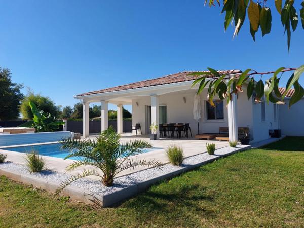 Maison à vendre 4 pièces MONTAUBAN (82), garage, piscine terrain cloturé, belles prestations