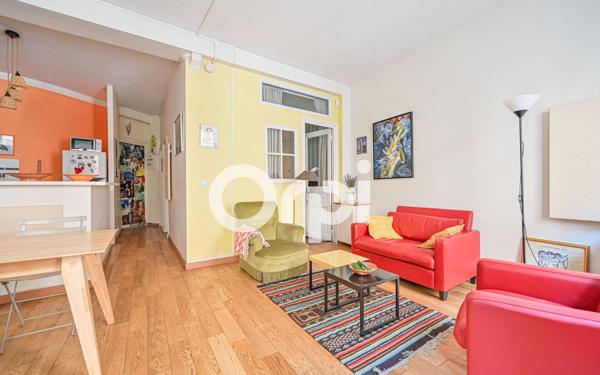 Appartement à vendre    3 pièces • 49 m2 Paris 18