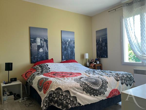 Maison familiale avec garage à Vornay