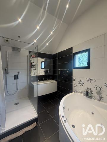 Maison à vendre 6 pièces 128 m² La Rivière-Saint-Sauveur