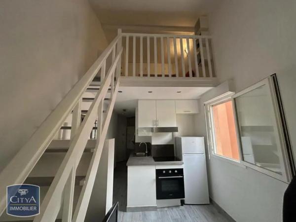 Appartement à louer 1 pièce 22.42m² Vallauris (06220)