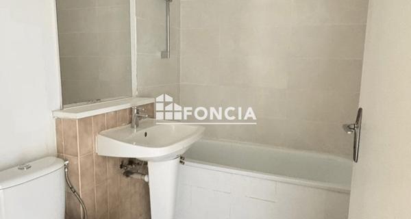 Location Studio 29.27 m² - Cergy 95000
