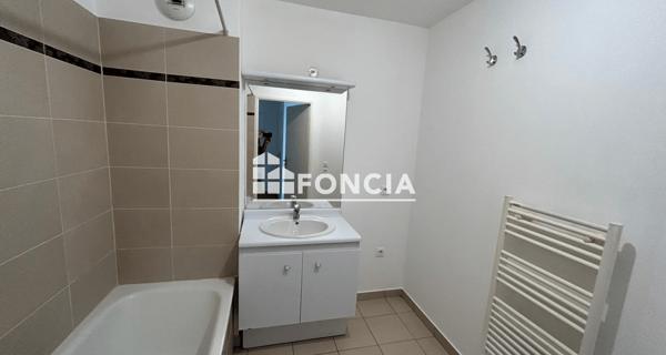 Location Appartement 2 pièces 46.36 m² - Le Port-marly 78560