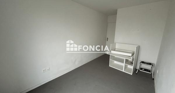 Location Appartement 4 pièces 74.07 m² - Pierrefitte-sur-seine 93380