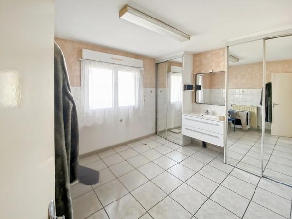 Maison de plain pied  4 pièces 130m² TERGNIER (02)