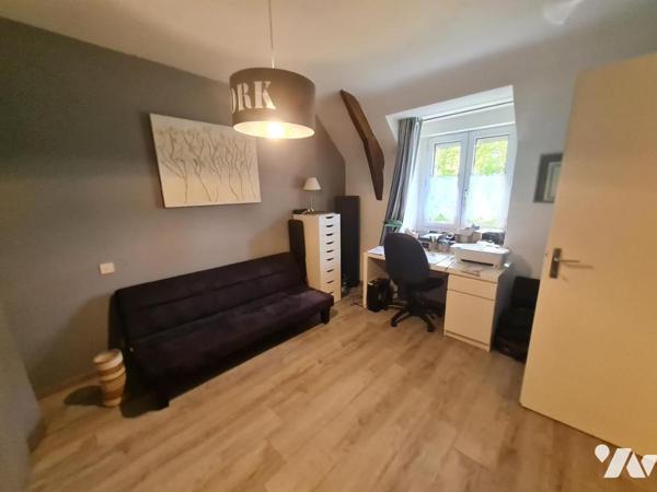 À Vendre à Evellys (Moustoir-Remungol) Anicenne écurie du manoir avec dépendance sur 4 759 m²