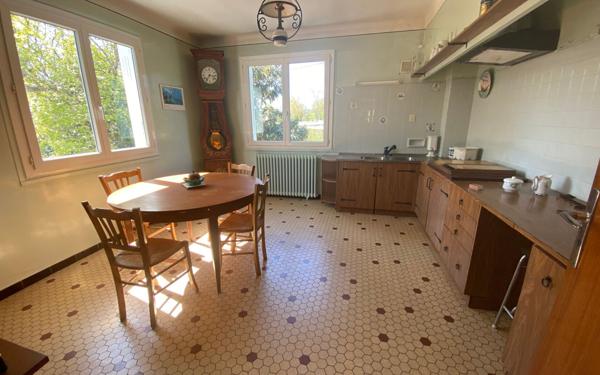 Maison à vendre    6 pièces •  Moissac