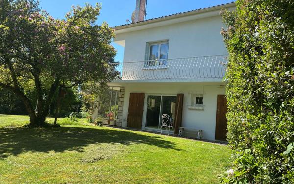 Maison à vendre    6 pièces •  Moissac
