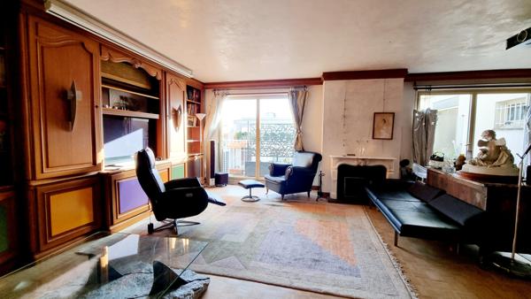 Paris (75012) Nation / Picpus - Dernier étage - Terrasse