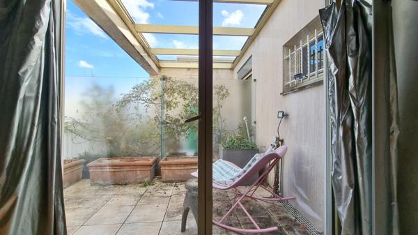 Paris (75012) Nation / Picpus - Dernier étage - Terrasse