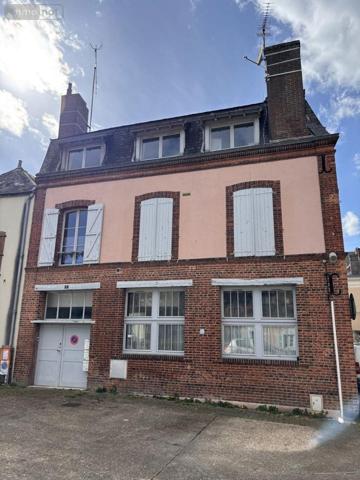 Immeuble à vendre à Saint-Calais dans la Sarthe (72120), ref : 101/1978