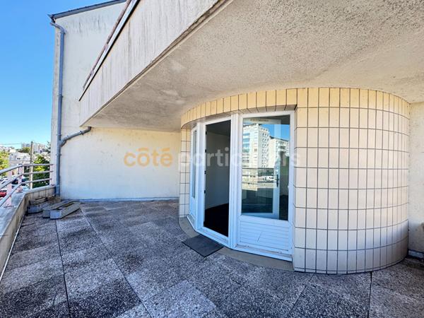 Vente
                Appartement70,8 m² - 3 Pièces -
                    ORLEANS (45100)