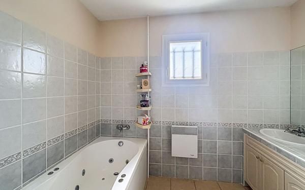 Maison à vendre    4 pièces •  Vérines