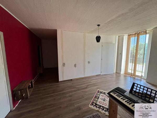 Maison Montmaur 8 pièce(s) 153.23 m2