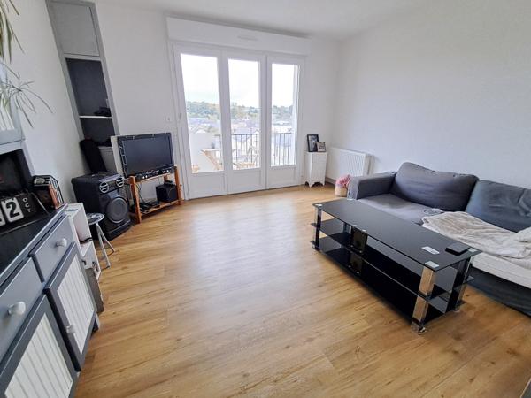 Appartement 4 pièce(s) 2 chambre(s) 60 m²