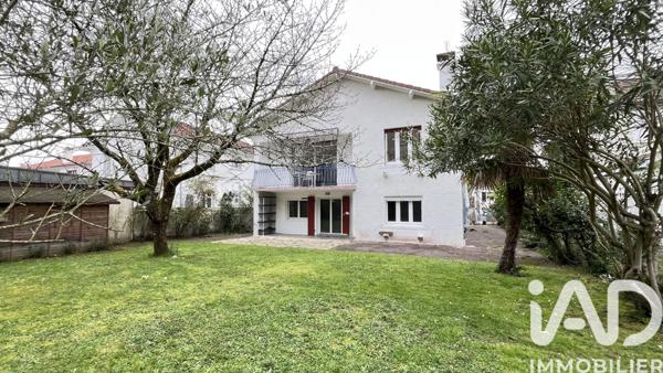 Maison à vendre 7 pièces 177 m² Pau