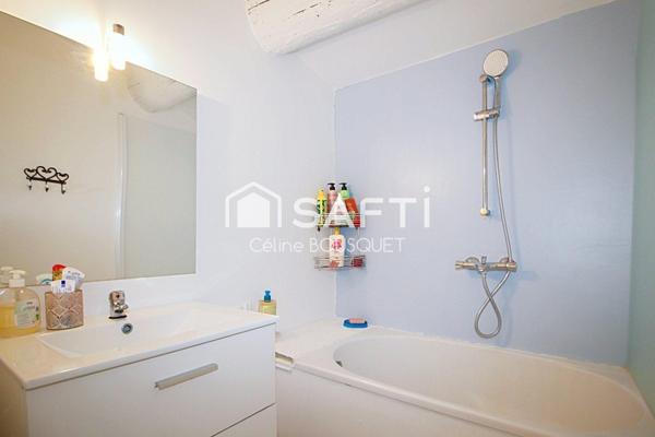 Maison de village de 227 m2 sur terrain de 668 m2