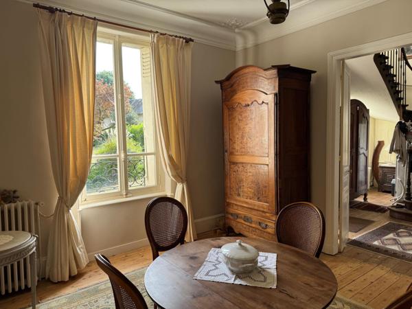 Maison de maître , de caractère -  Ses dépendances & son parc - Rare sur le secteur