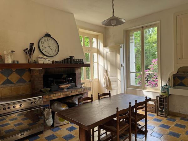 Maison de maître , de caractère -  Ses dépendances & son parc - Rare sur le secteur