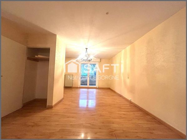 Appartement T2 rez de chaussée avec terrasse