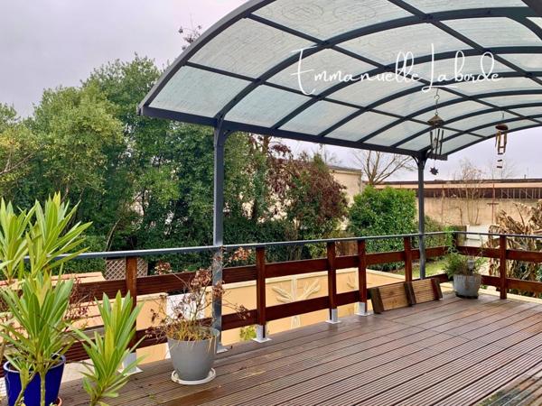 Maison de ville 4 chambres avec piscine et accès privé à la rivière – Bergerac (24)