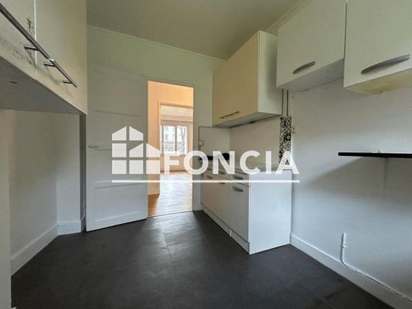 Location Appartement 3 pièces 73.81 m² - 46/54 BIS AVENUE MARECHAL FOCH Chatou 78400