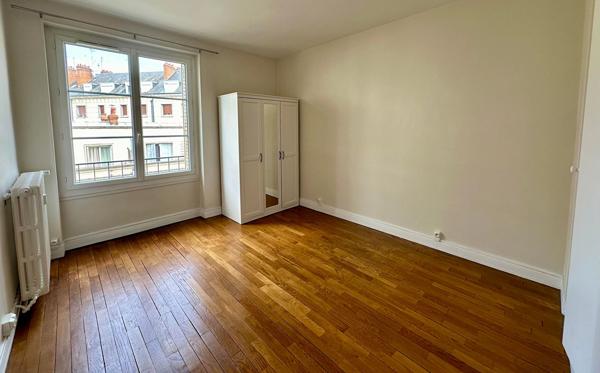 Appartement Orleans 3 pièce(s) 93.92 m2