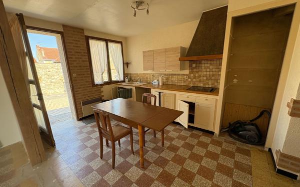 Maison à vendre    3 pièces •  Dormans