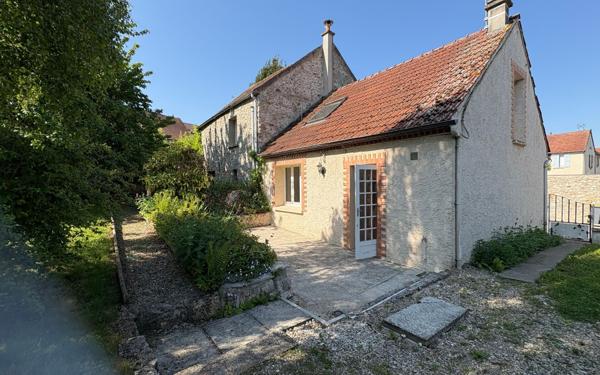 Maison à vendre    3 pièces •  Dormans