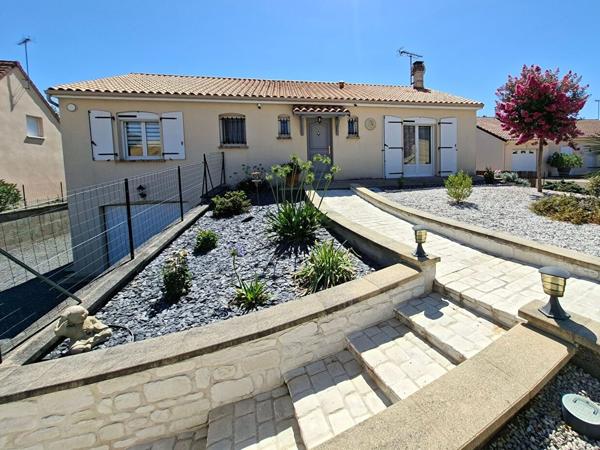 MAISON FAMILIALE AVEC PISCINE - DANGE SAINT ROMAIN - EXCLUSIVITE AGENCE