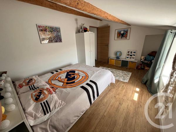 Maison à vendre  6 pièces - 200 m2 BREUIL MAGNE - 17