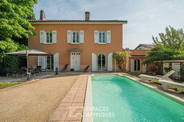 Ancien prieuré revisité, une maison de charme aux portes de Grenoble