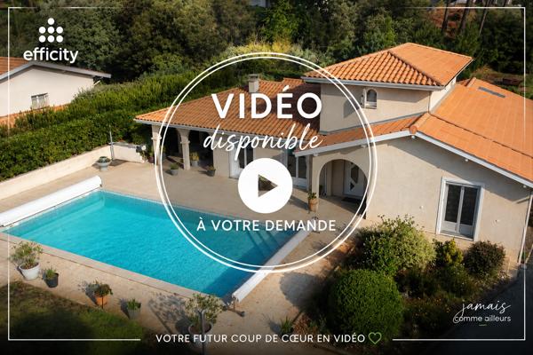 Maison
         7 pièces
        - 160 m² Bien prestige 940 000 € *