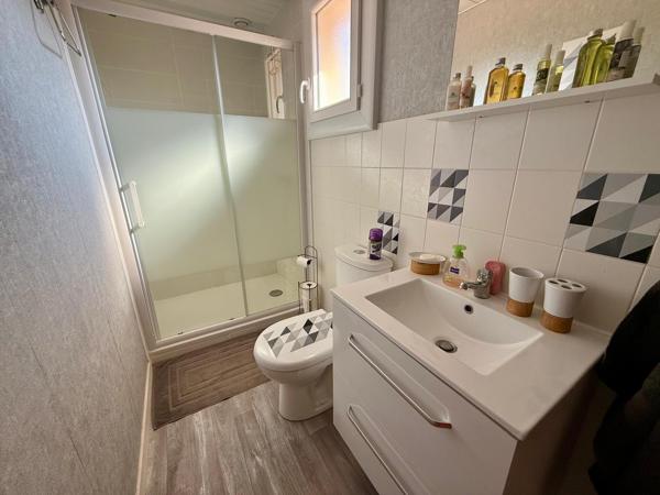 Maison
         7 pièces
        - 160 m² Bien prestige 940 000 € *